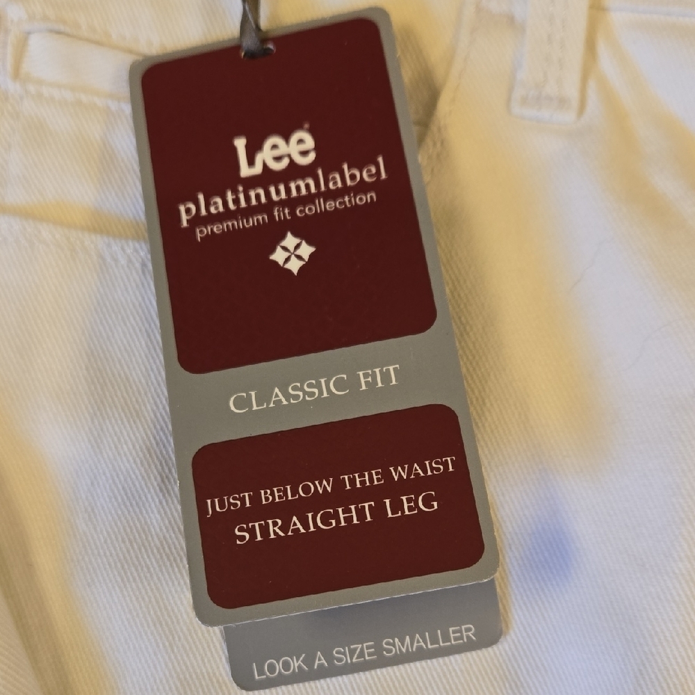 Lee Women's Straight Leg Jeans in Bright White - Picture 2 of 11